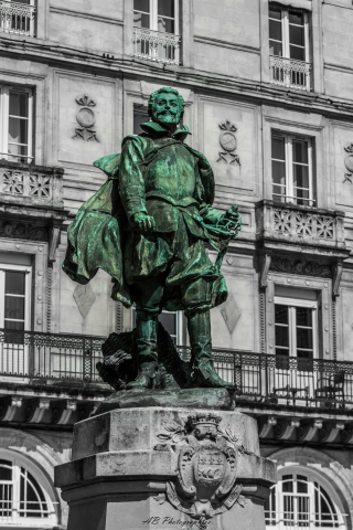 Statue de Jean Guiton Place de l'Hôtel de Ville, La Rochelle (17)